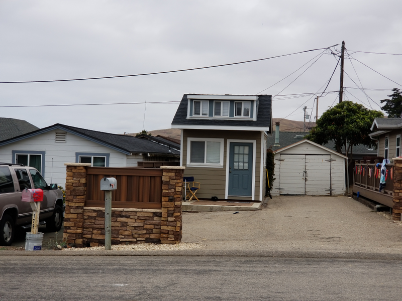 Tiny house